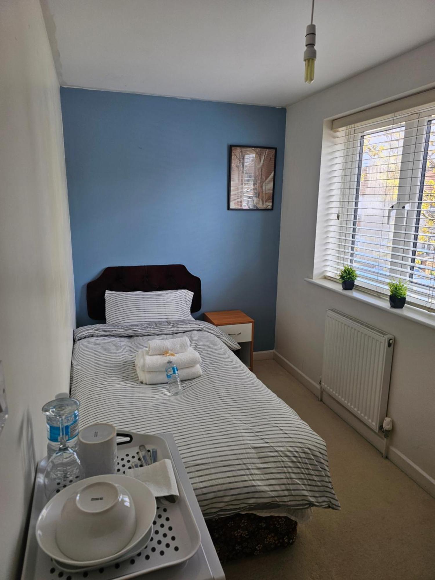 Extra Large Bedroom Dartford Bagian luar foto